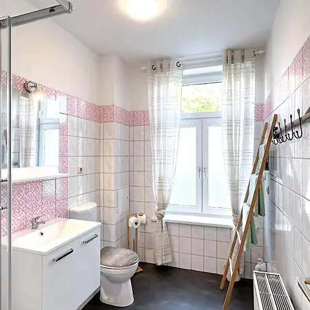 Homestayplus Schwerin Apartman *