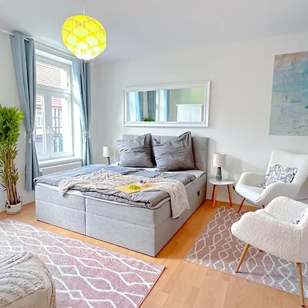 Homestayplus Schwerin * Schwerin (Mecklenburg-Vorpommern)