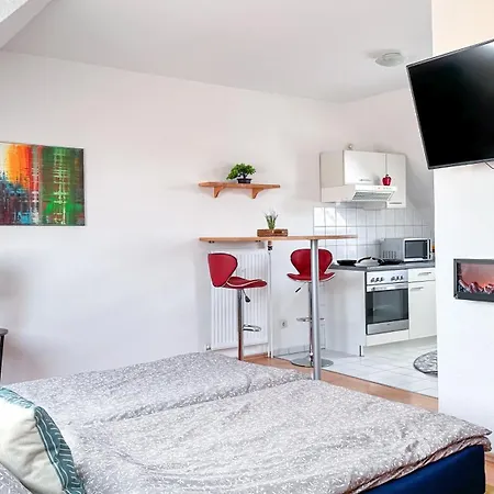 Homestayplus Schwerin Apartment Schwerin (Mecklenburg-Vorpommern)