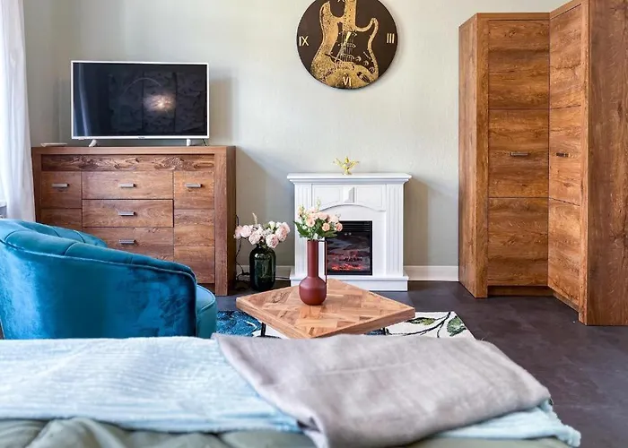 Homestayplus Schwerin Apartment *