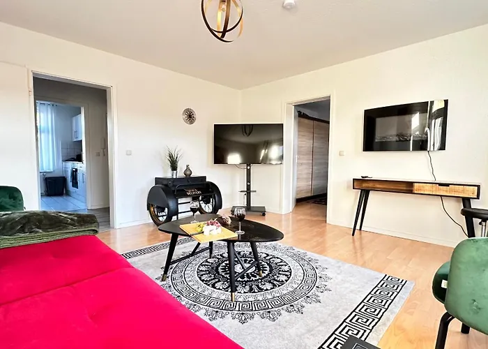 Homestayplus Schwerin Apartment *